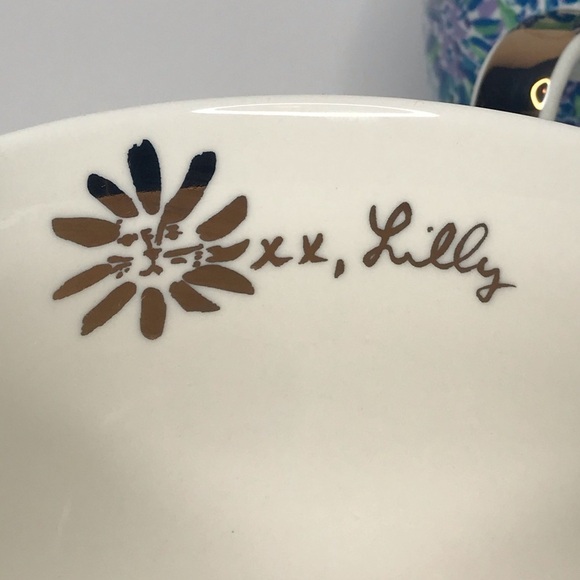 Lilly Pulitzer Floral Lion Face Mug Set (2) Gold - Picture 10 of 13